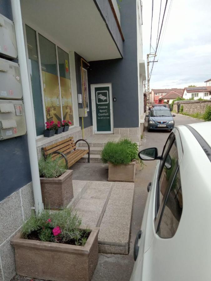 Hunedoara Sport Confort Hotel Exterior foto